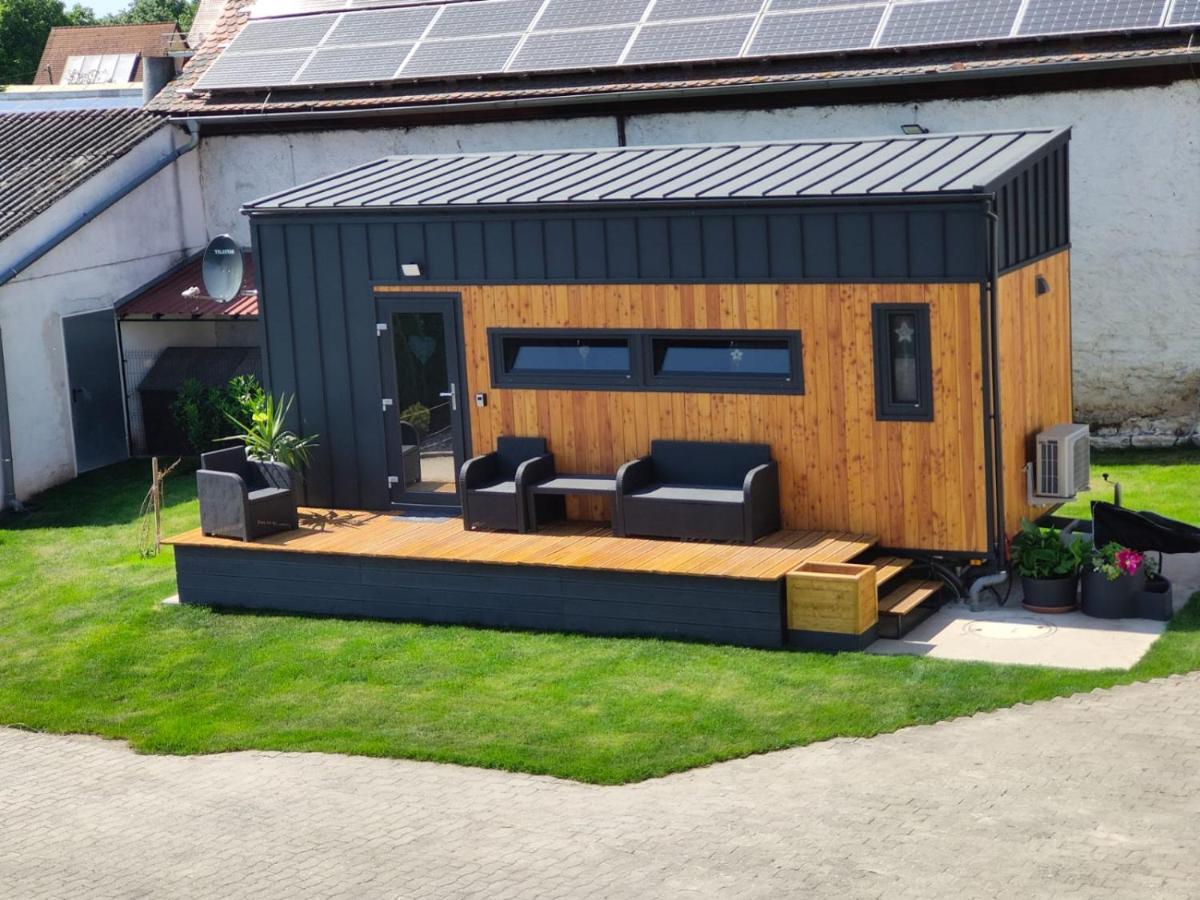 Mariolas Tinyhouse Markt Nordheim Экстерьер фото
