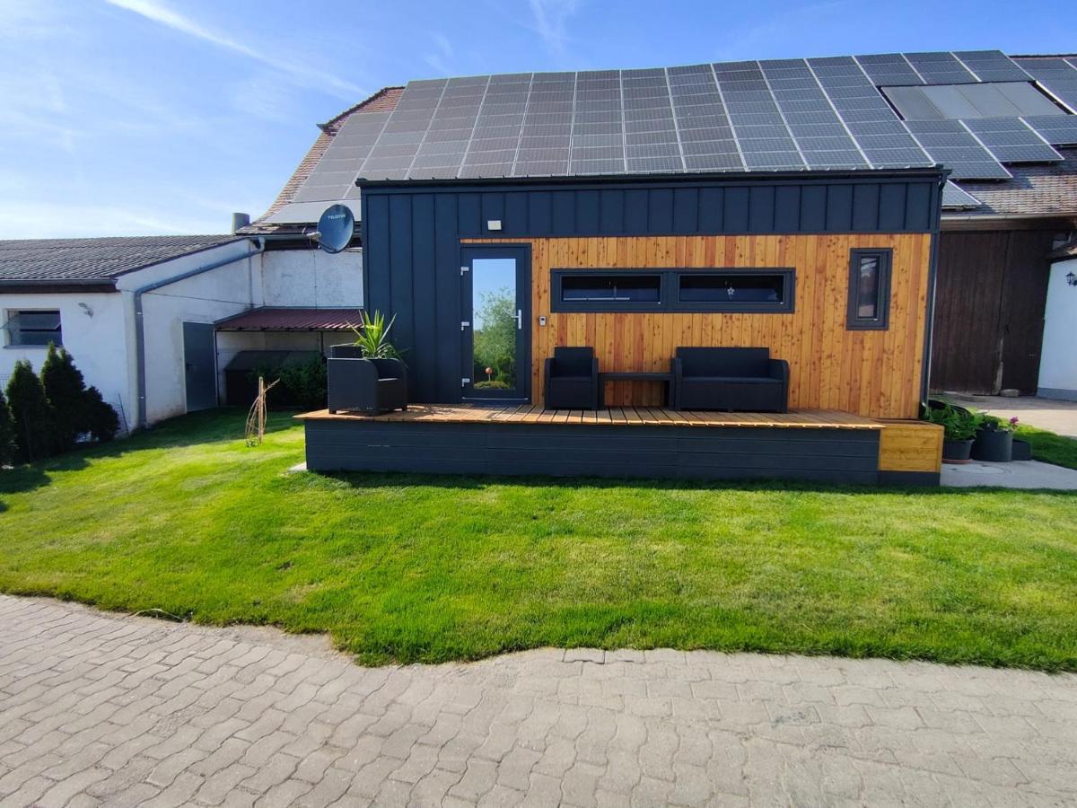 Mariolas Tinyhouse Markt Nordheim Экстерьер фото