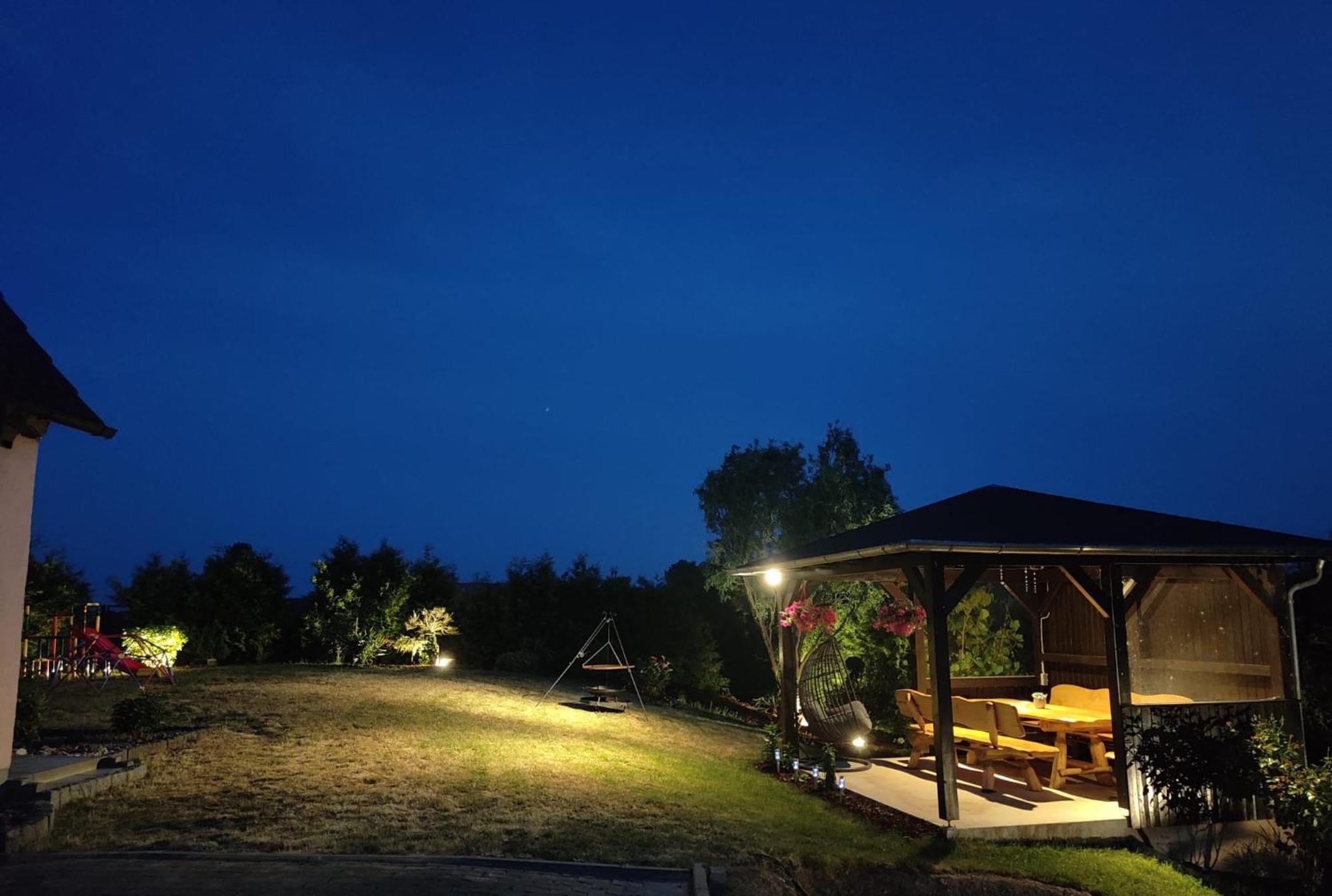 Mariolas Tinyhouse Markt Nordheim Экстерьер фото